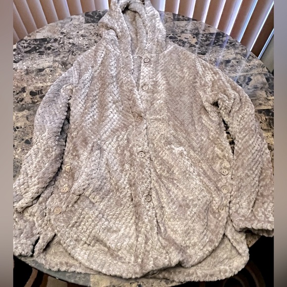 NWT Women’s Cozy Shag Style Hooded Jacket Size XL - Picture 6 of 15